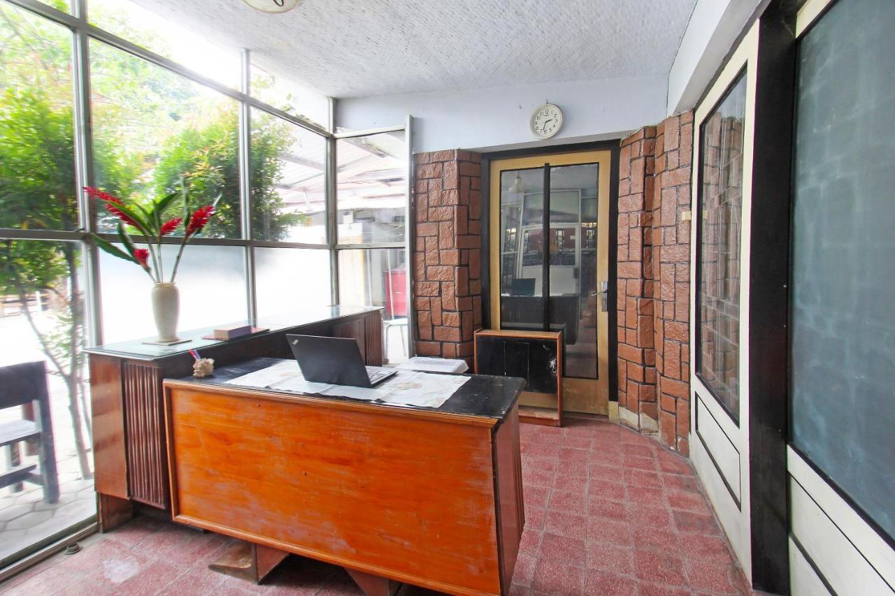 Oyo 91516 Wisata Hotel Mataram Exterior foto